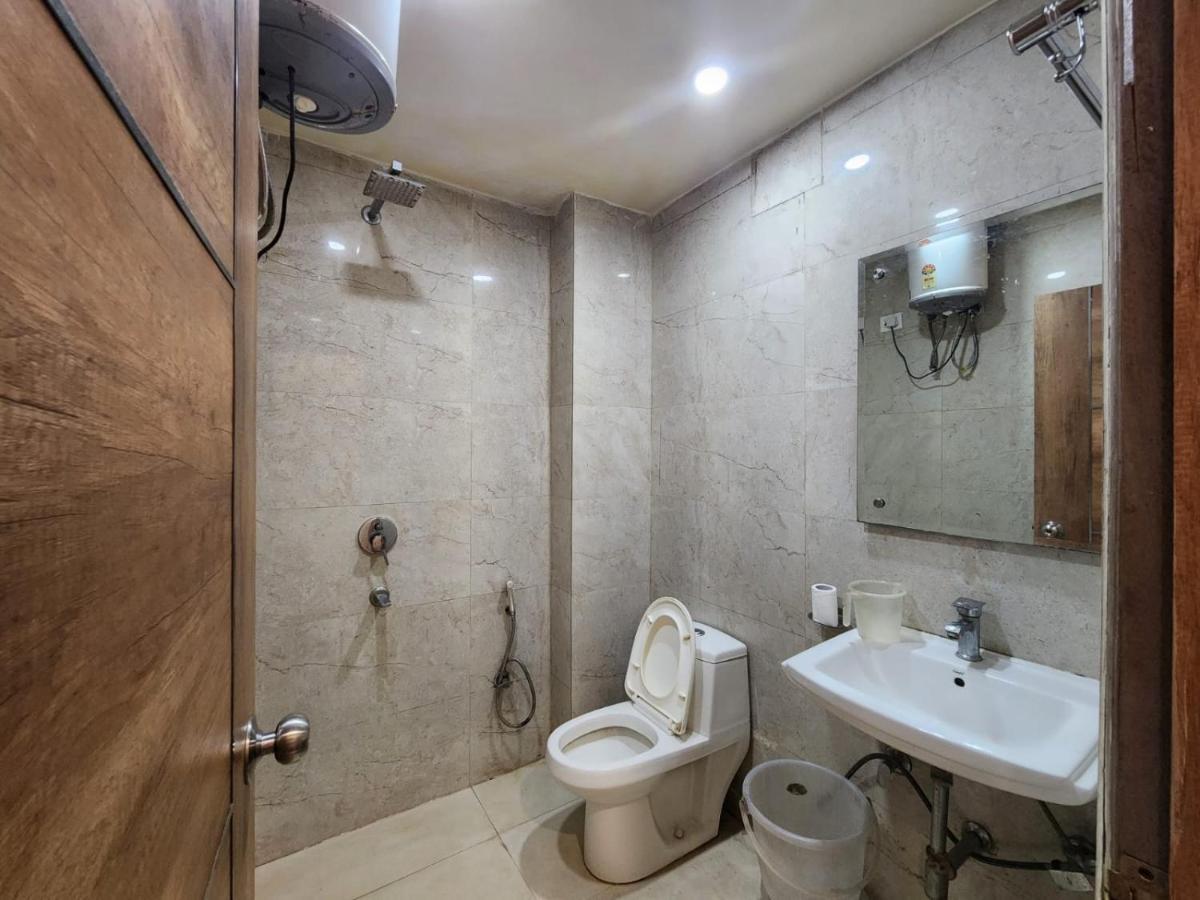 Ambe By Ambience Delhi Igi Airport Hotel 3*