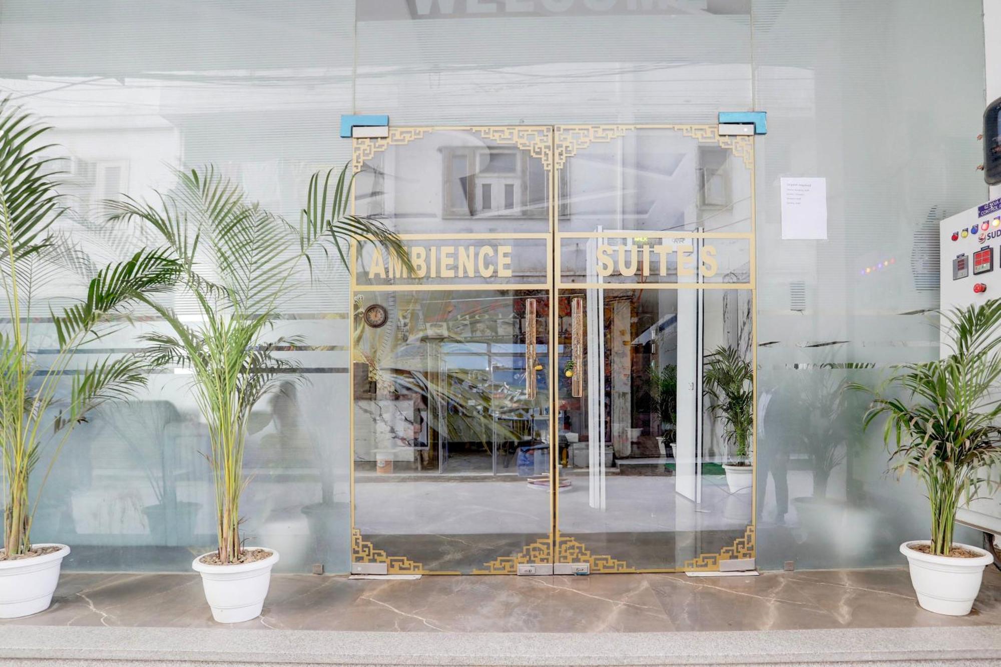 Ambe By Ambience Delhi Igi Airport 3* New Delhi