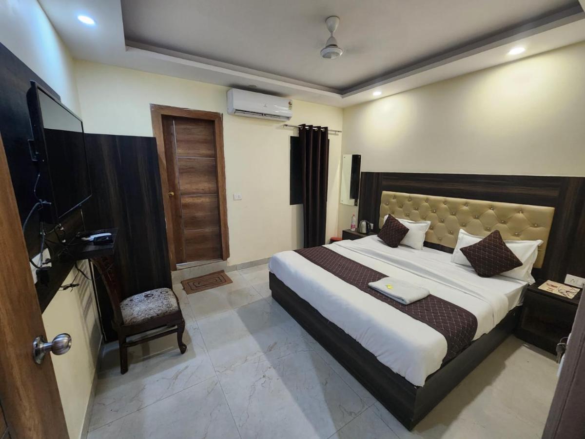 Ambe By Ambience Delhi Igi Airport 3* New Delhi